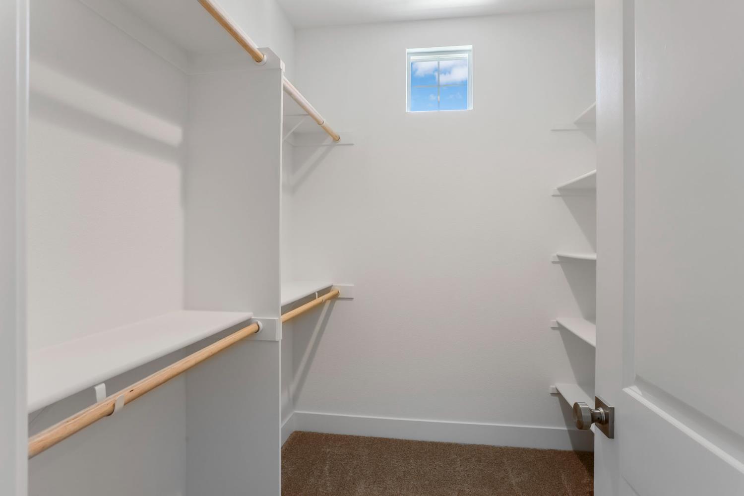 3265 Rugnao Way, Manteca, CA 95337