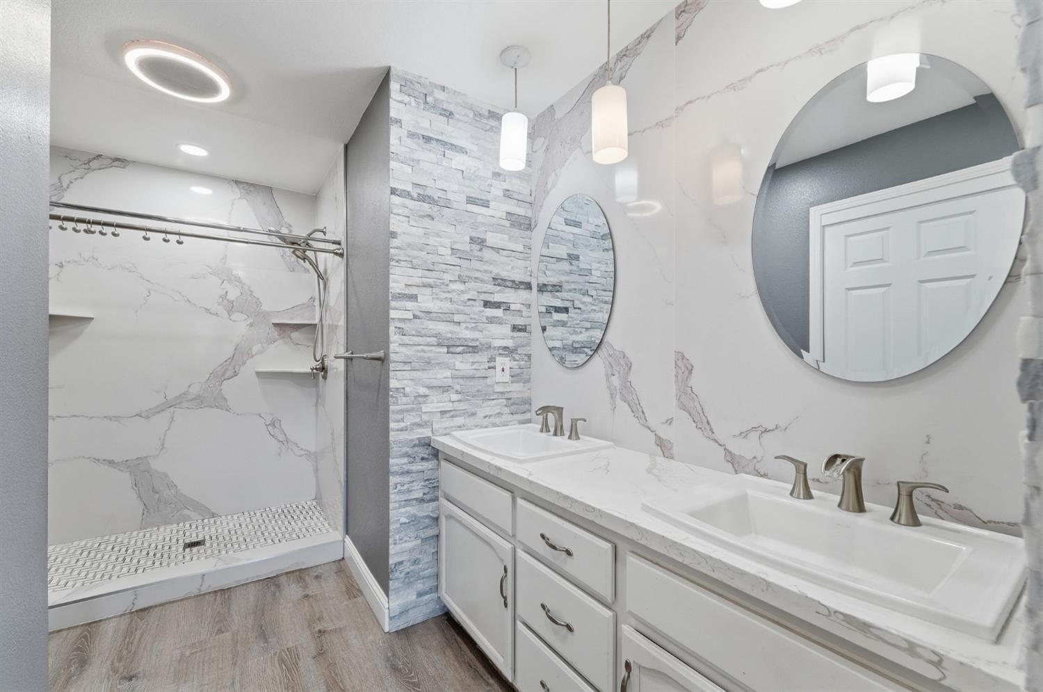 359 Trevor Ave, Oakdale, CA 95361