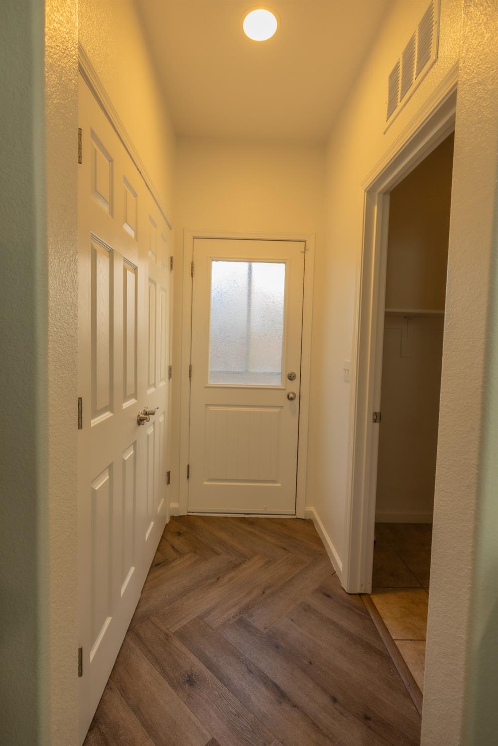 2204 Gallery Dr, Riverbank, CA 95367