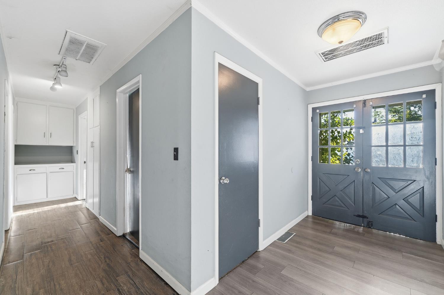 1225 Chehalem Dr, Modesto, CA 95350