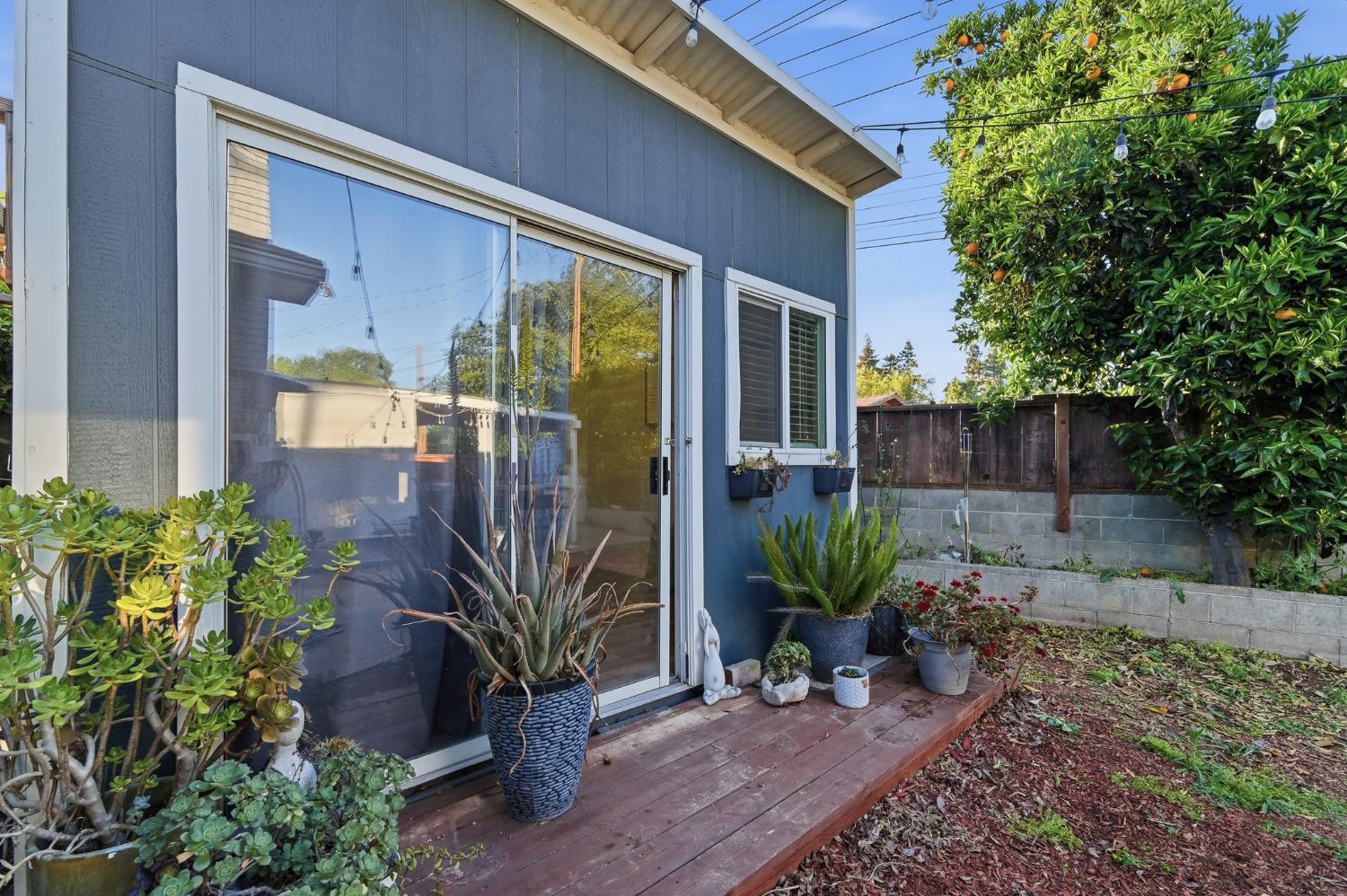 1225 Chehalem Dr, Modesto, CA 95350