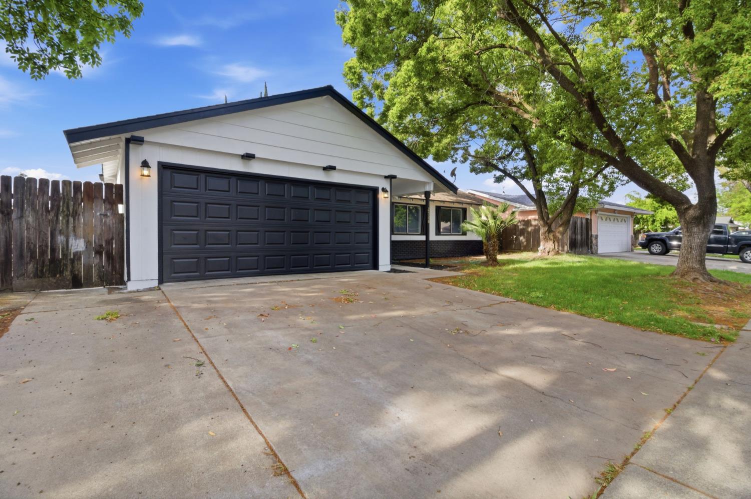 2528 Pescadero Pl, Modesto, CA 95355