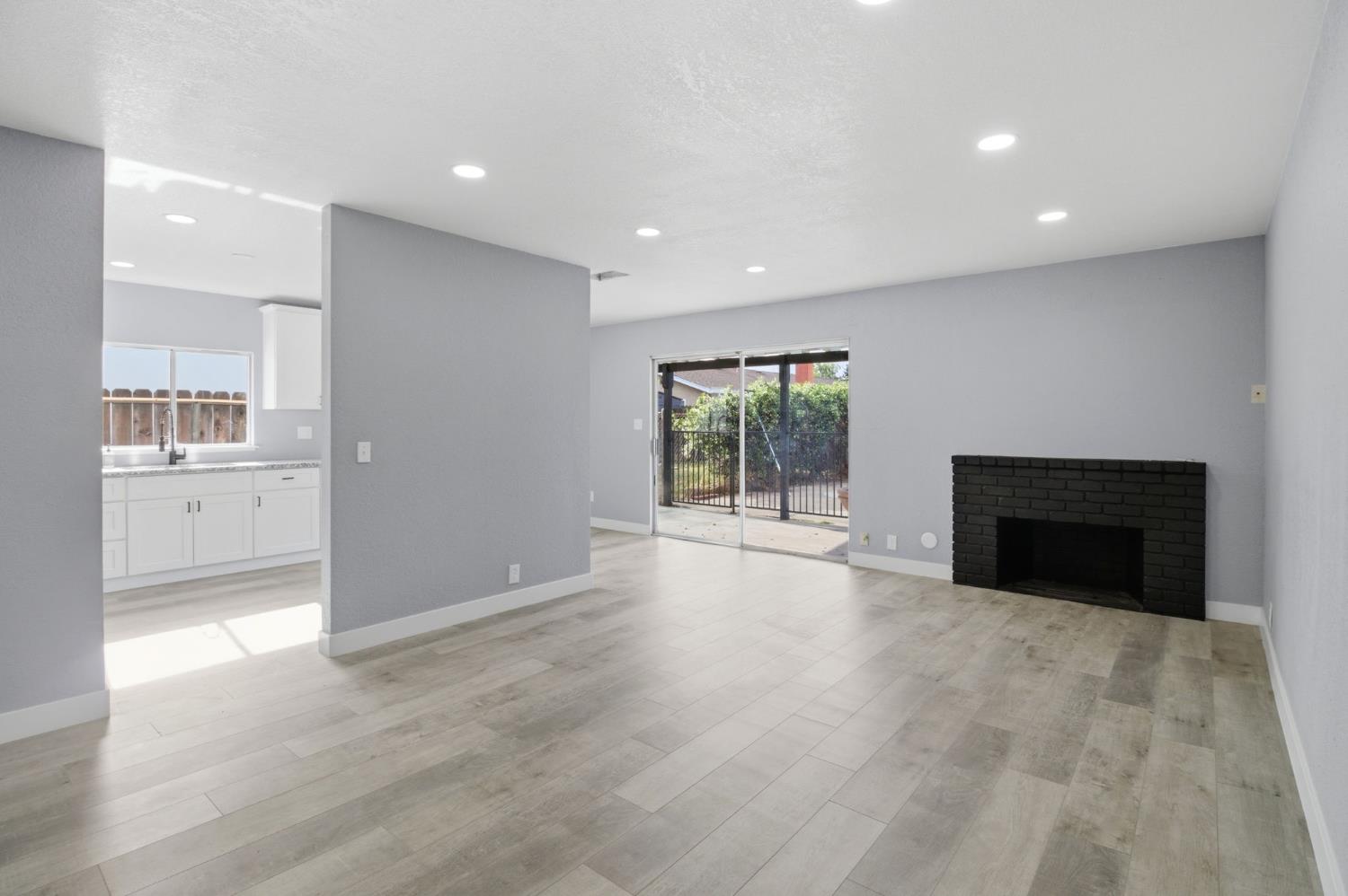 2528 Pescadero Pl, Modesto, CA 95355