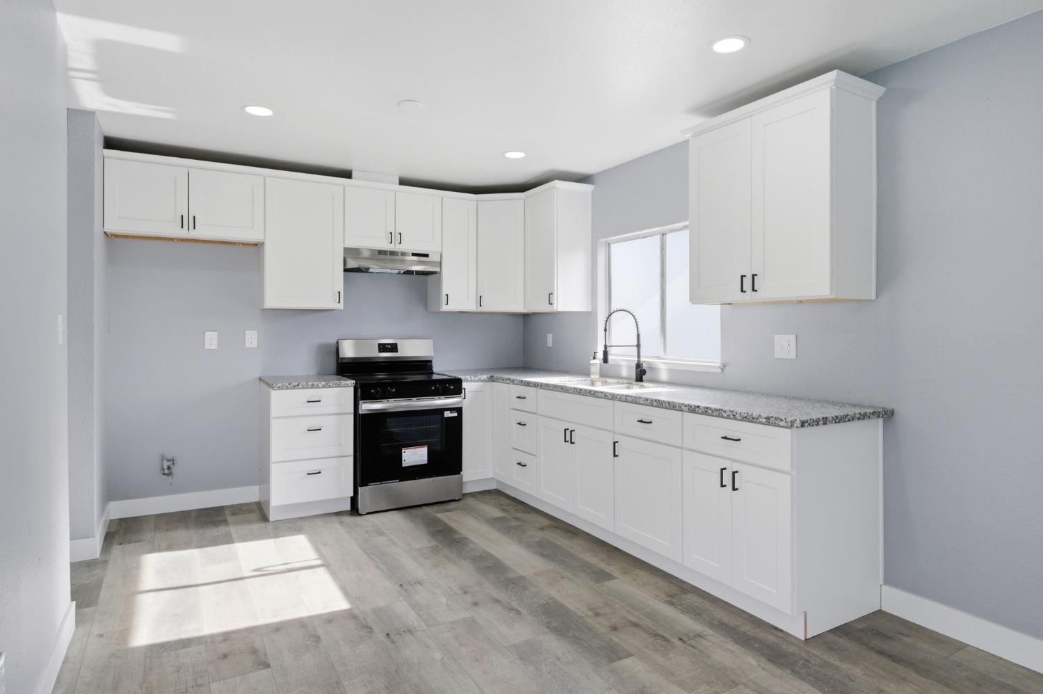 2528 Pescadero Pl, Modesto, CA 95355