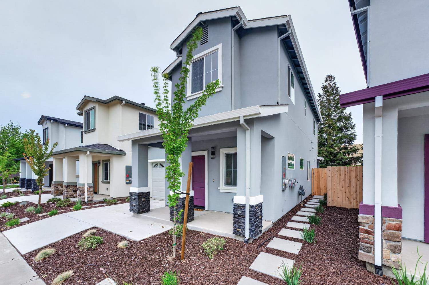 3029 Belharbour Dr, Modesto, CA 95355