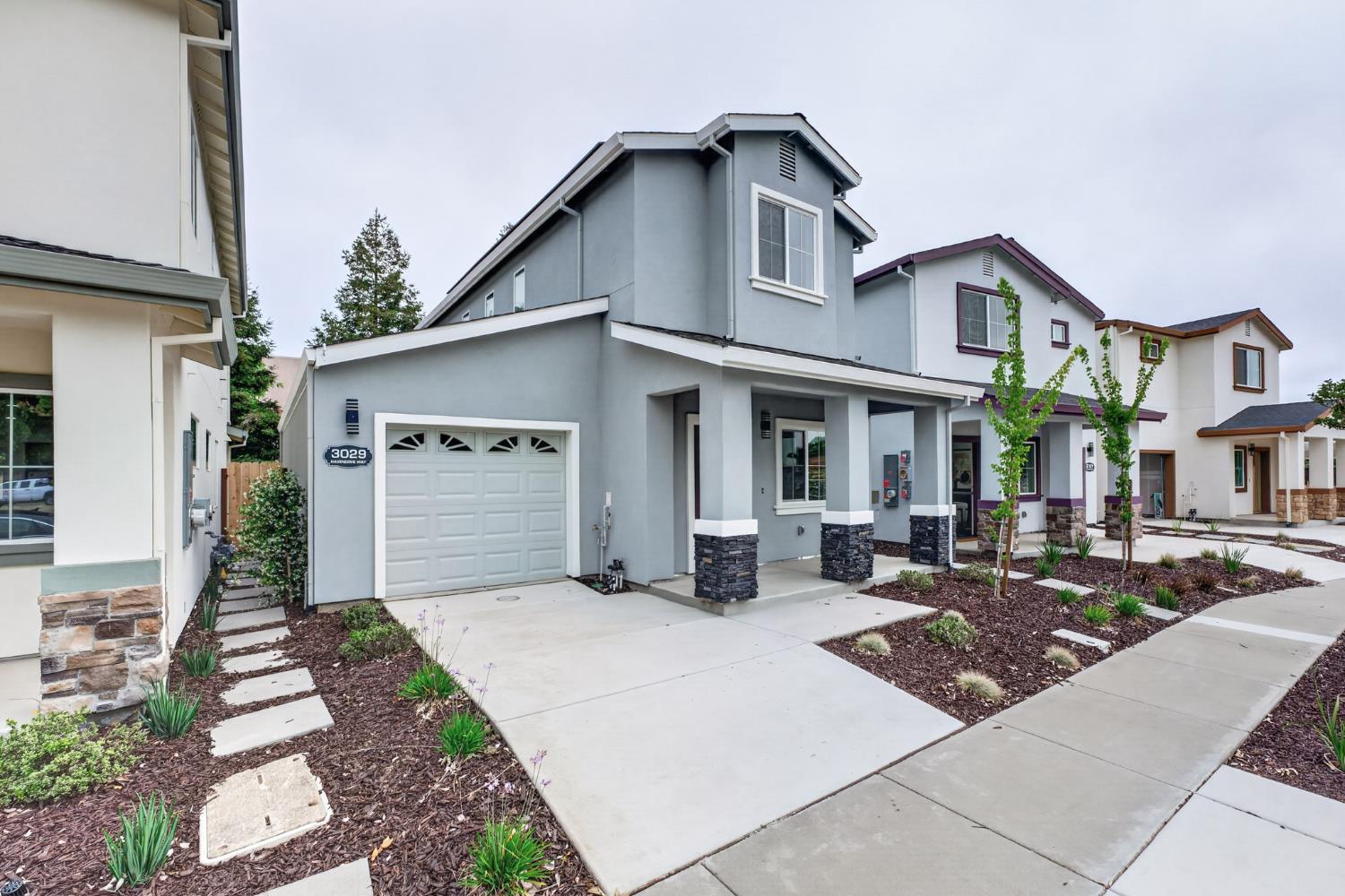 3029 Belharbour Dr, Modesto, CA 95355