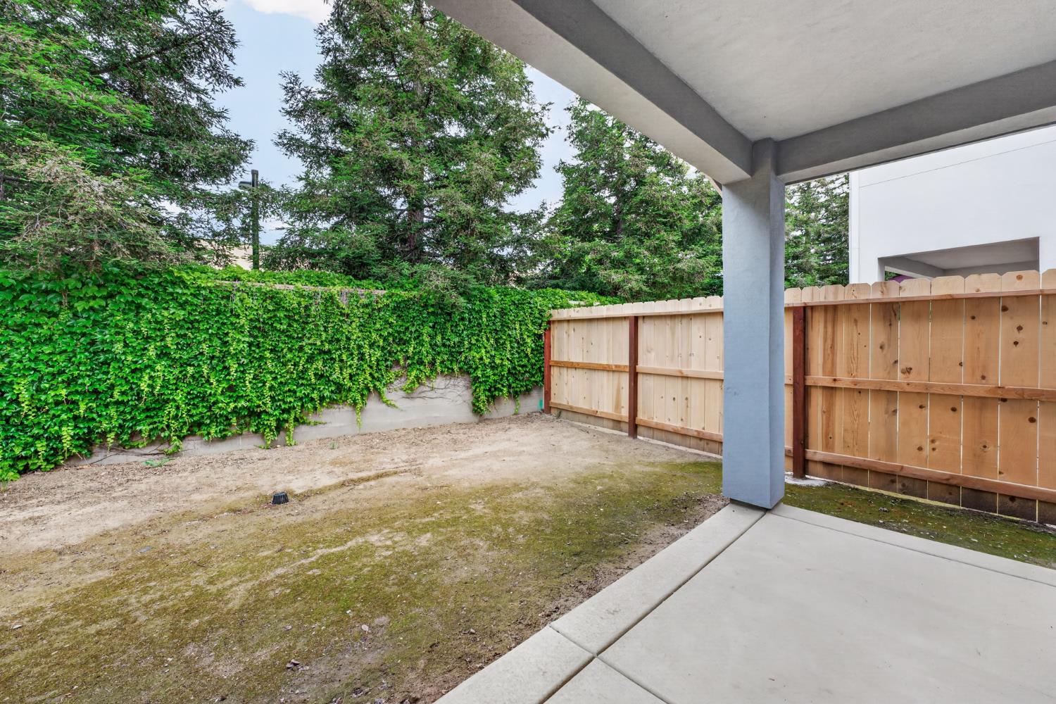 3029 Belharbour Dr, Modesto, CA 95355