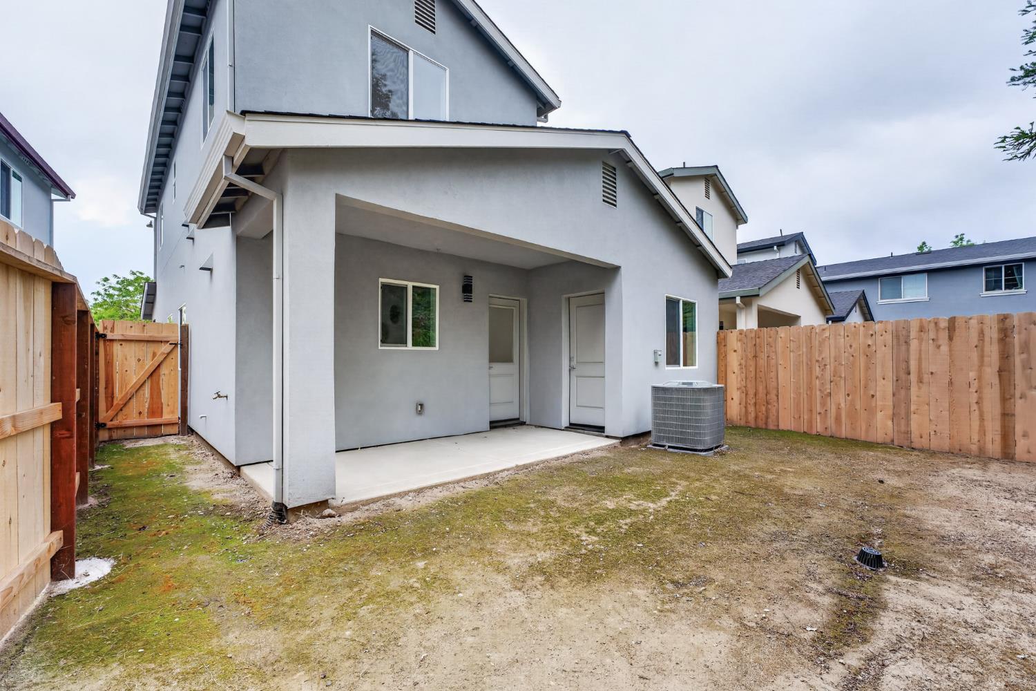 3029 Belharbour Dr, Modesto, CA 95355