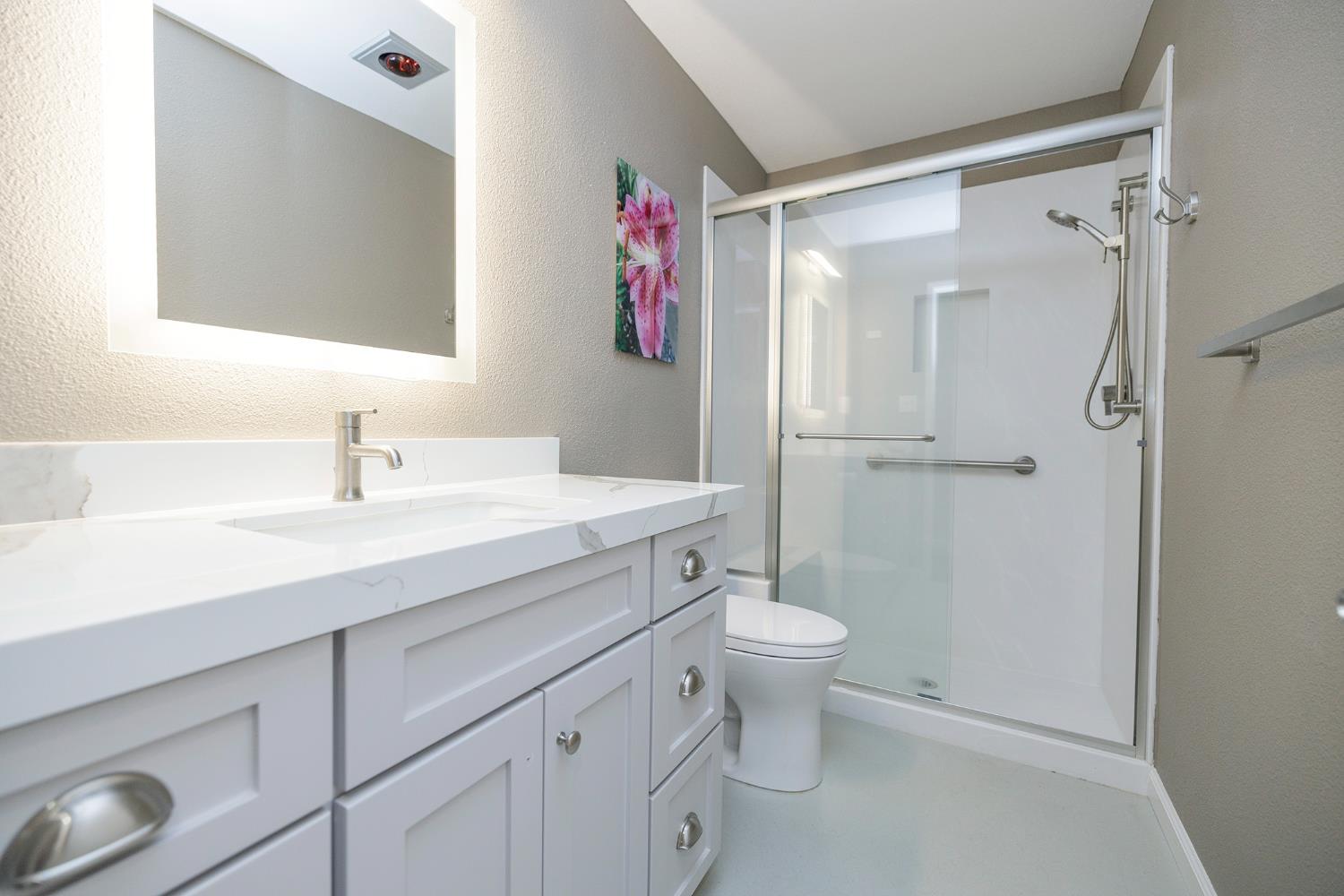 1822 Plaza De Maria, Modesto, CA 95350