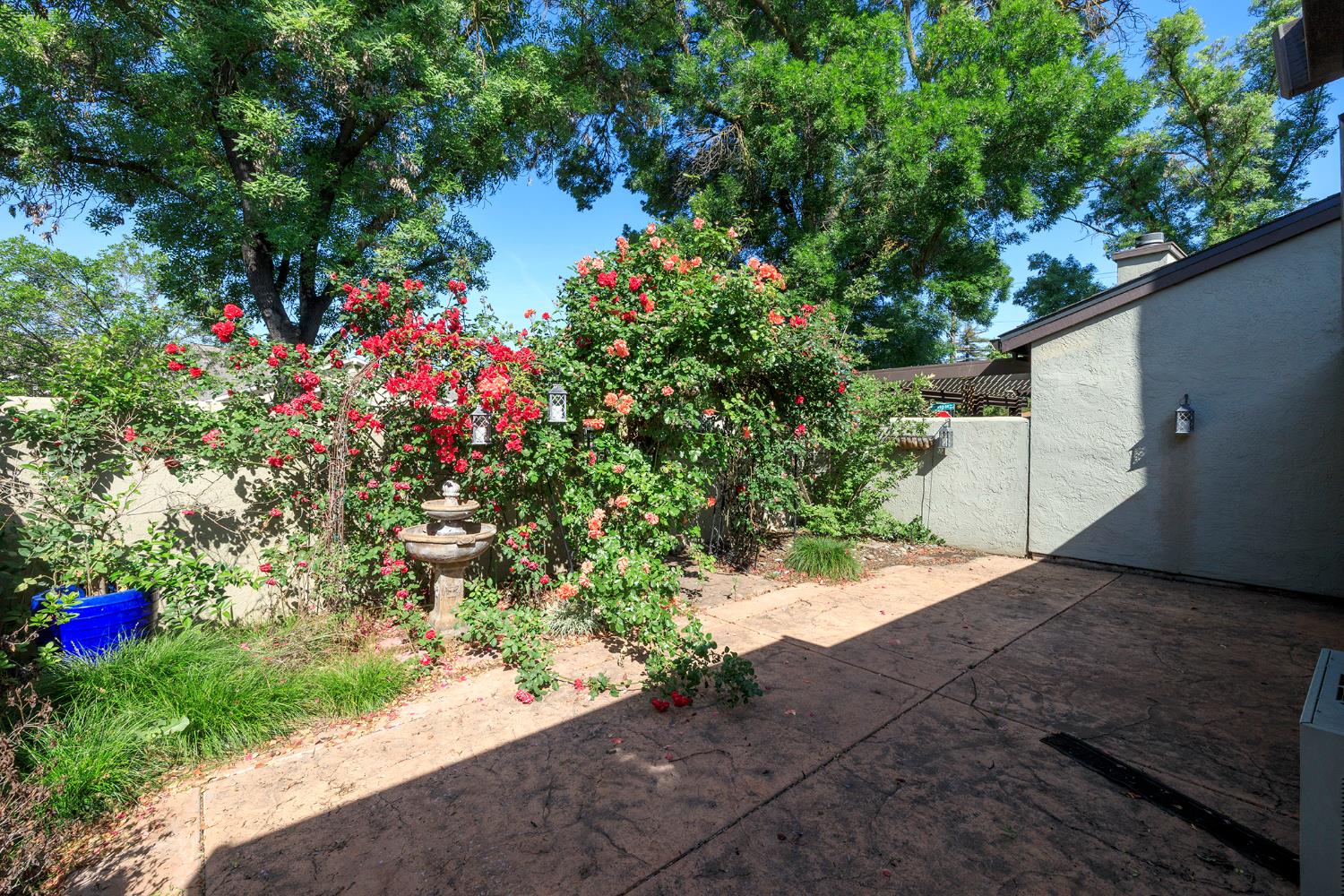 1822 Plaza De Maria, Modesto, CA 95350