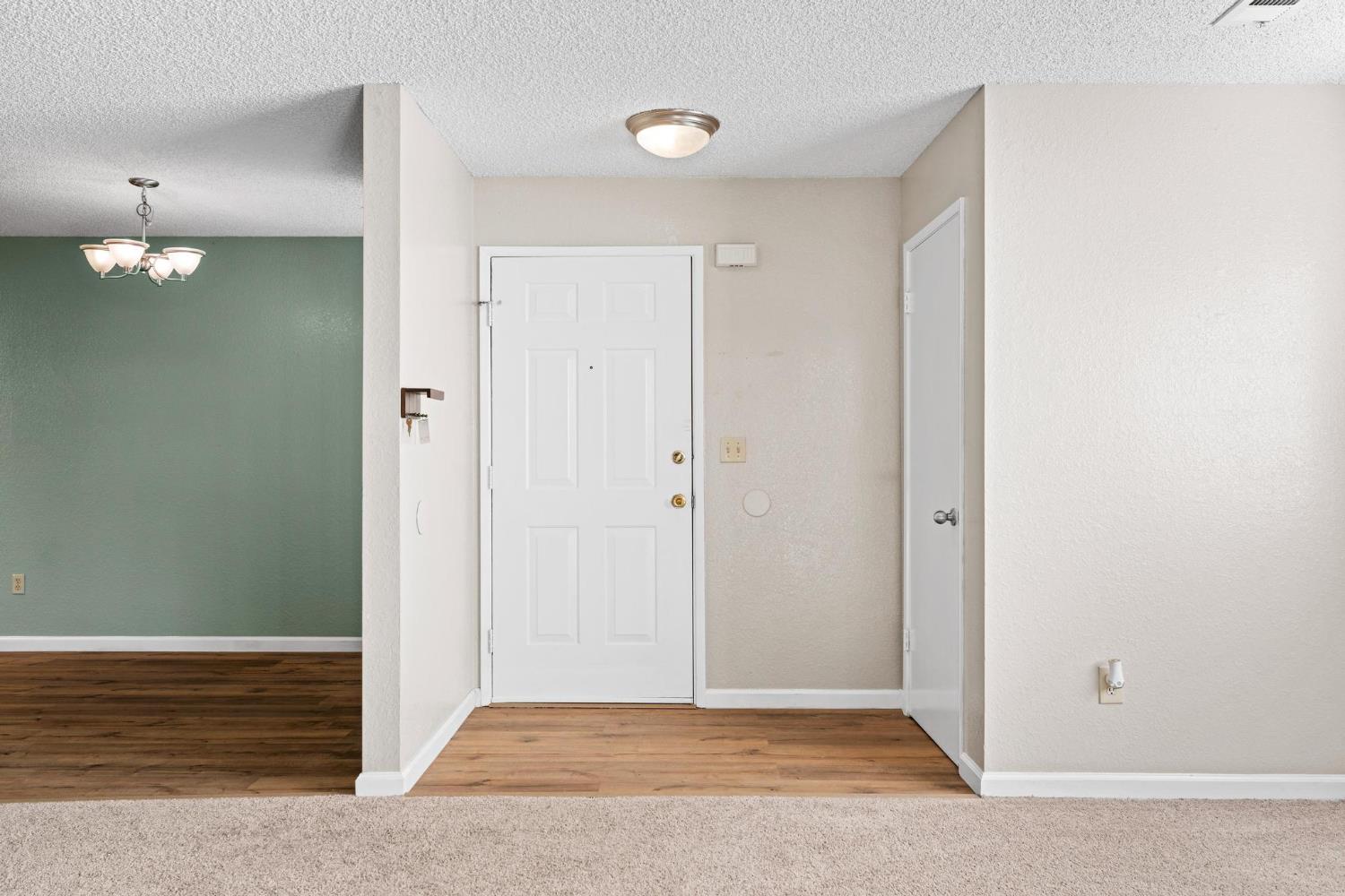 480 Cherry Lane #C, Manteca, CA 95337