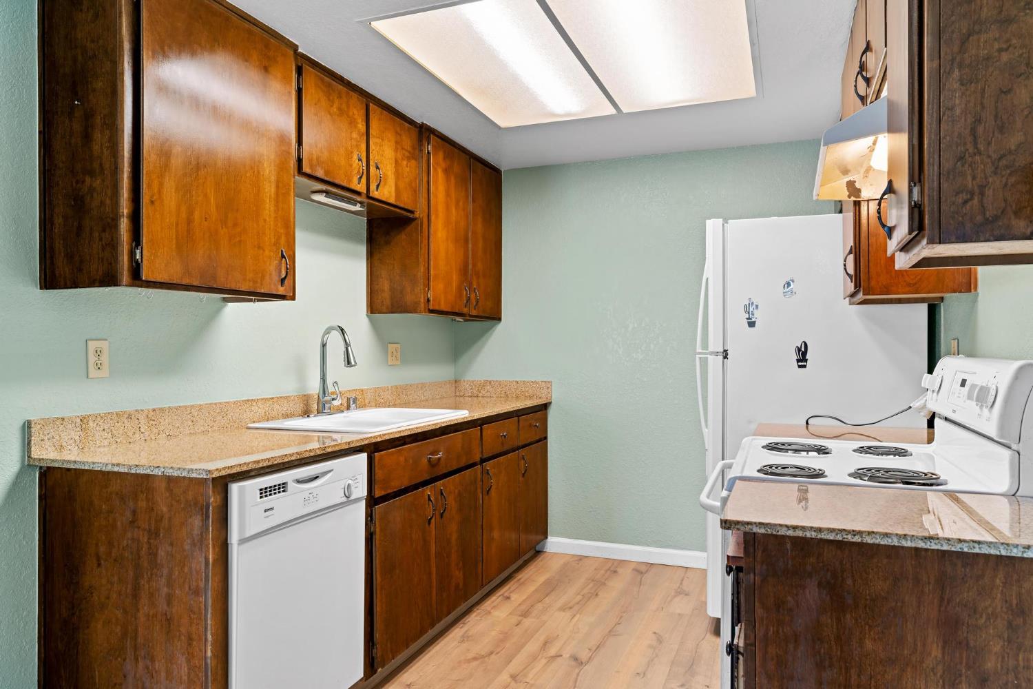 480 Cherry Lane #C, Manteca, CA 95337