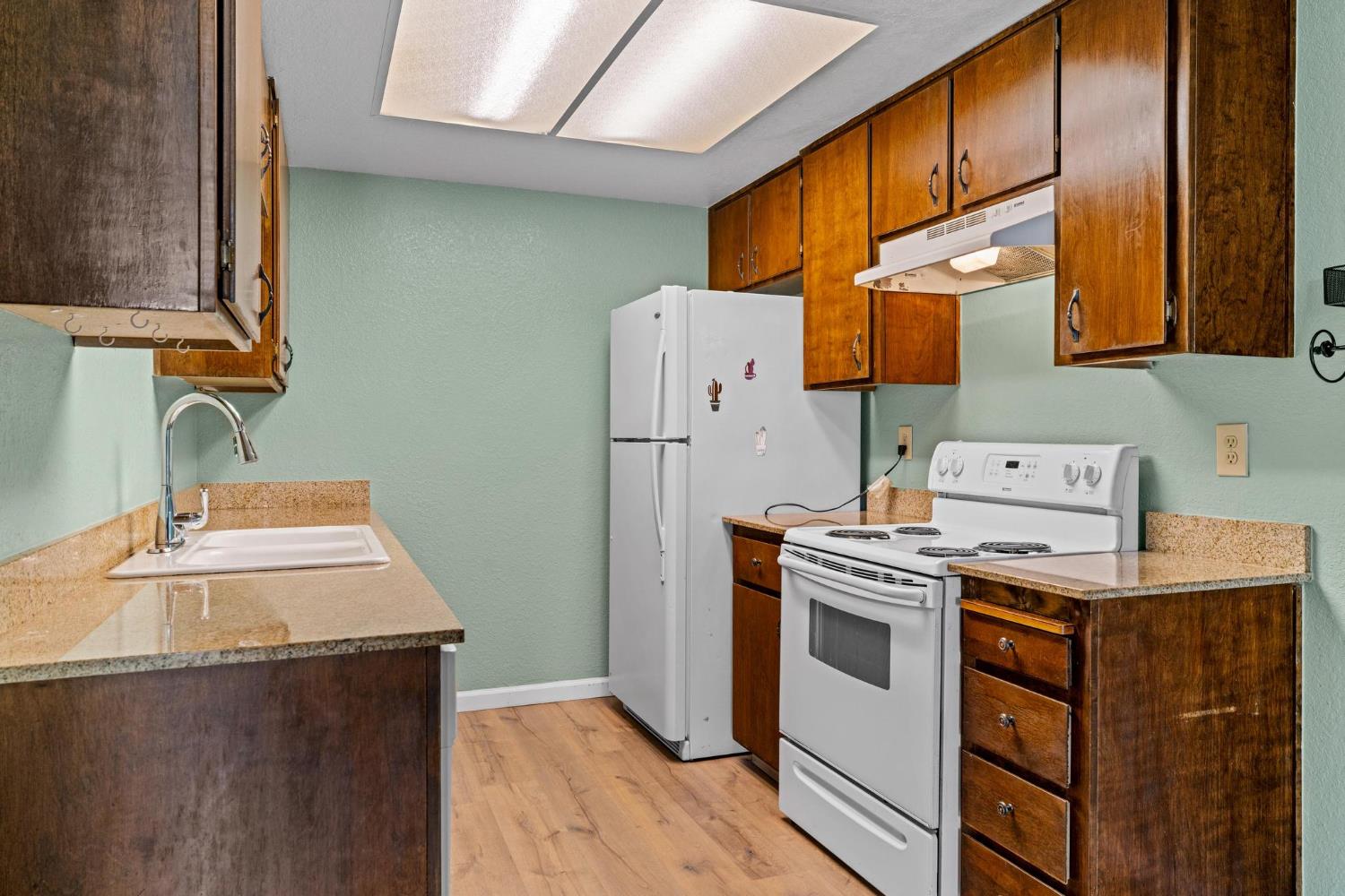 480 Cherry Lane #C, Manteca, CA 95337