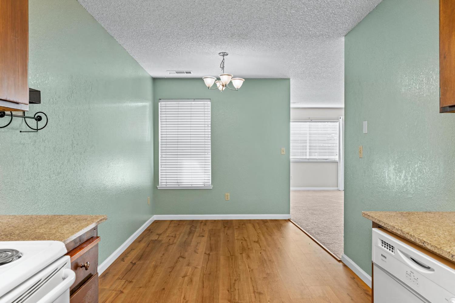 480 Cherry Lane #C, Manteca, CA 95337