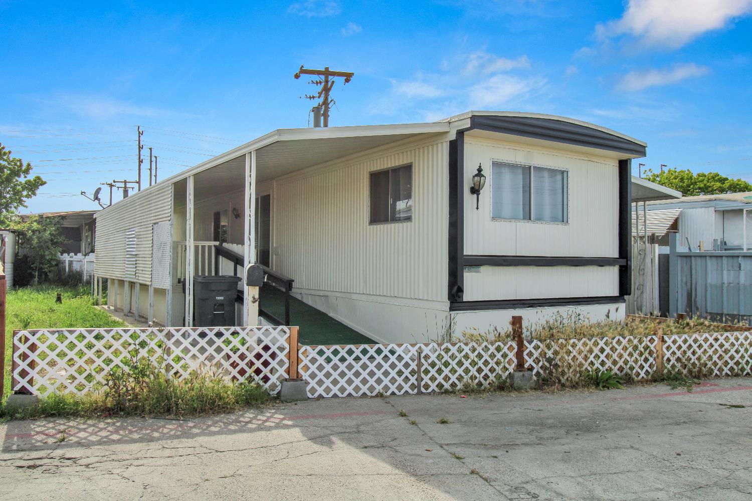 4143 Yosemite #C21, Modesto, CA 95357