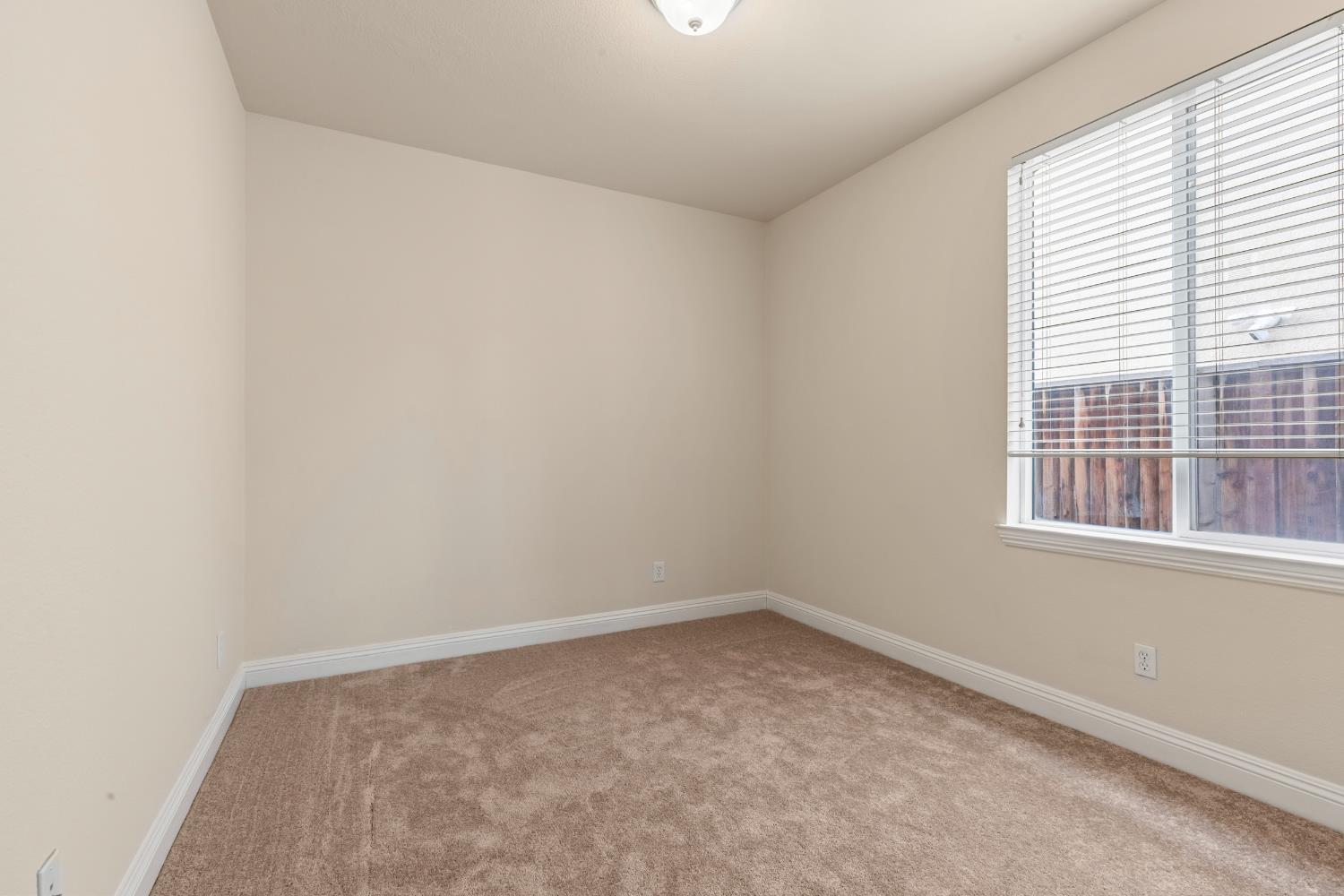 1175 Miel St, Manteca, CA 95337