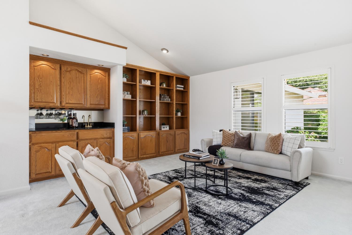 3729 Springcreek Dr, Modesto, CA 95355