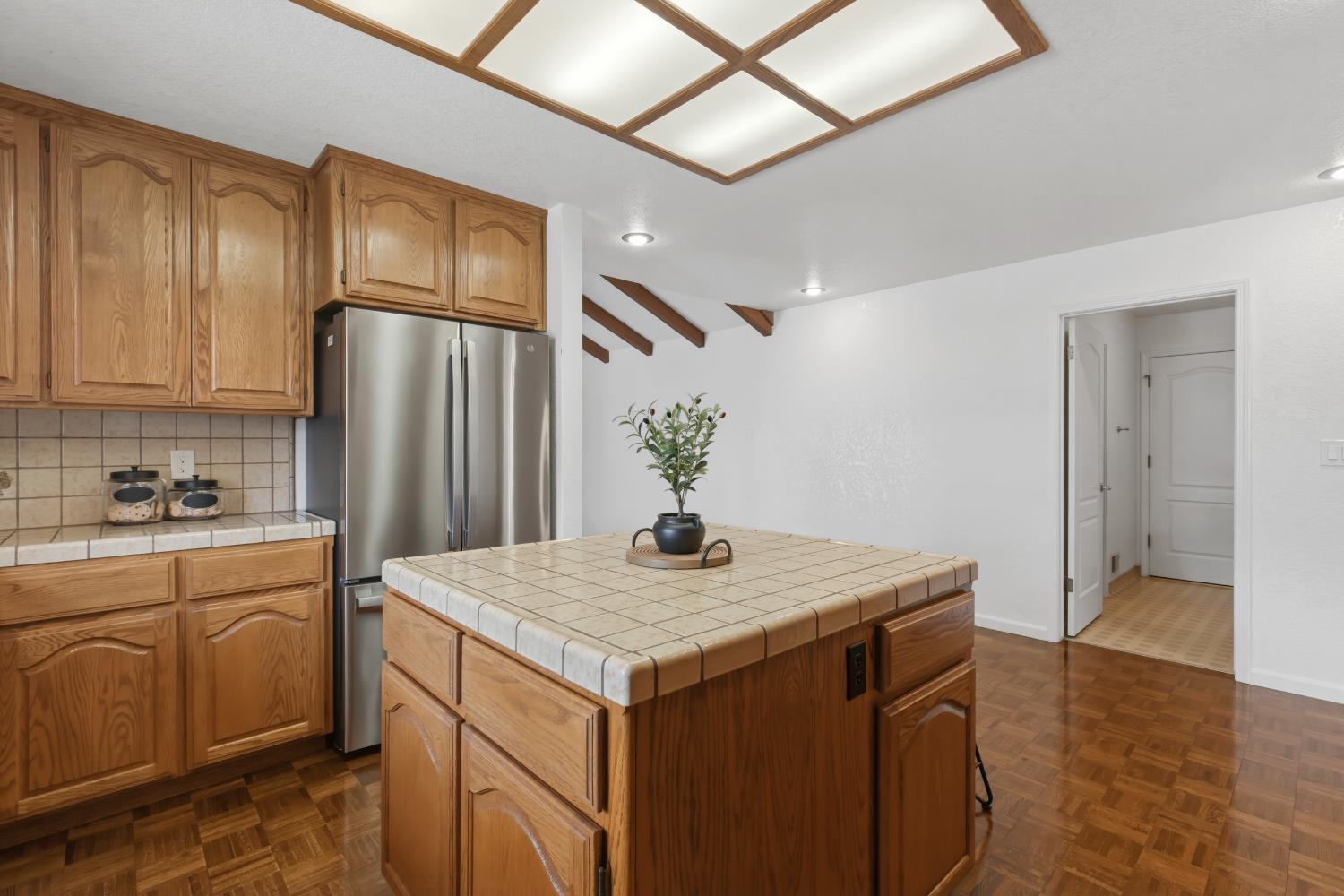 3729 Springcreek Dr, Modesto, CA 95355