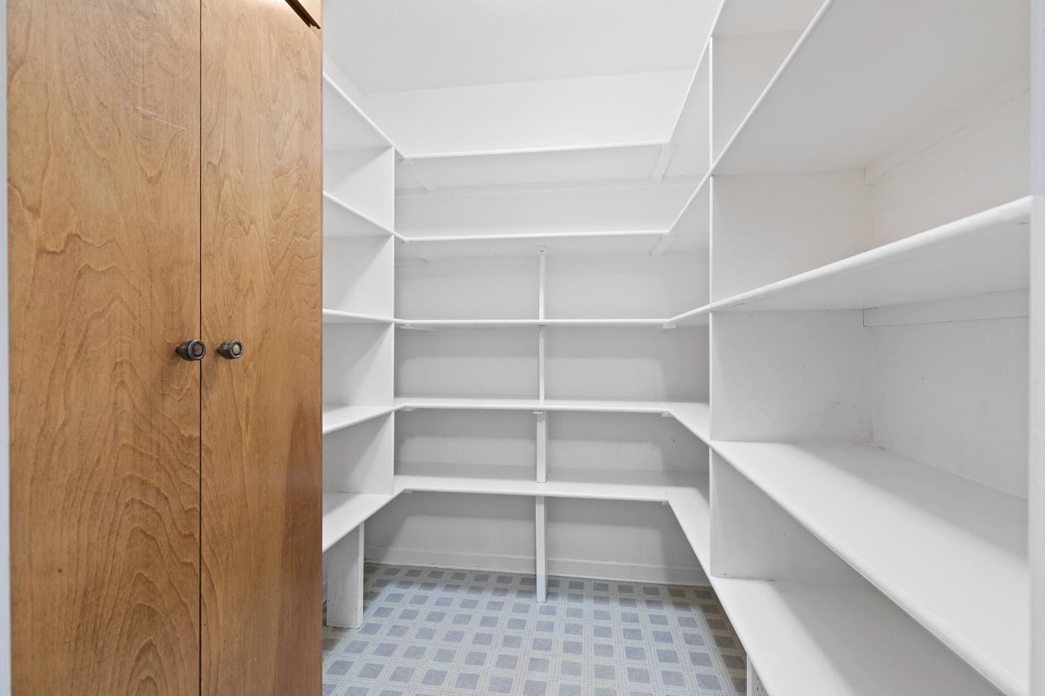 3729 Springcreek Dr, Modesto, CA 95355