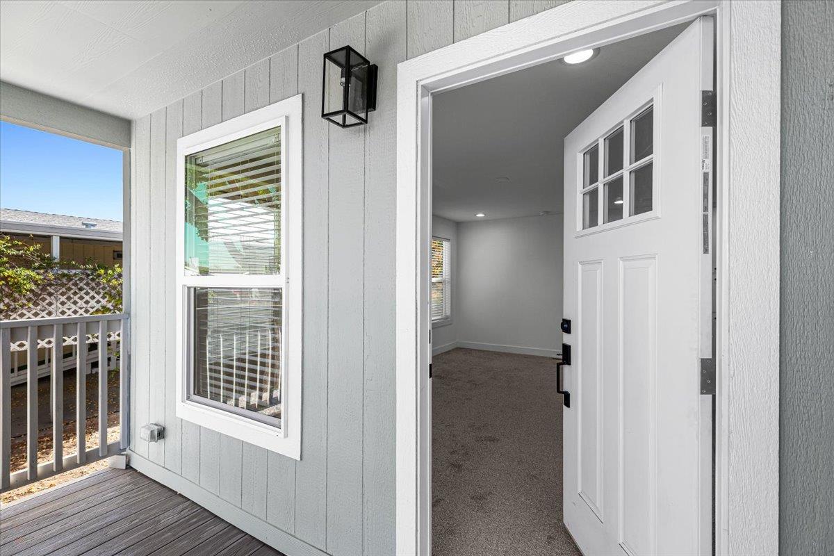 2128 Barrington Ln, Modesto, CA 95350