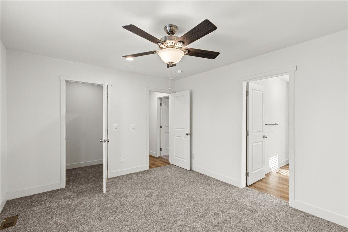 2128 Barrington Ln, Modesto, CA 95350