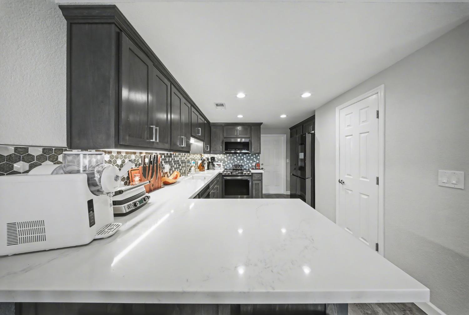 216 Tiffany Cir, Ripon, CA 95366