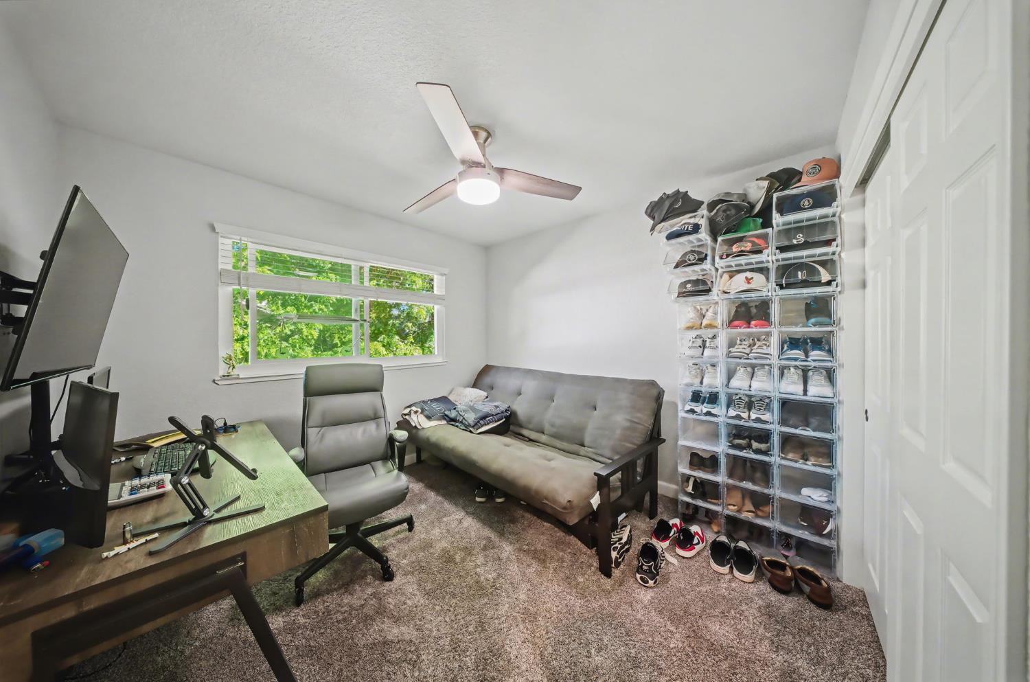 216 Tiffany Cir, Ripon, CA 95366