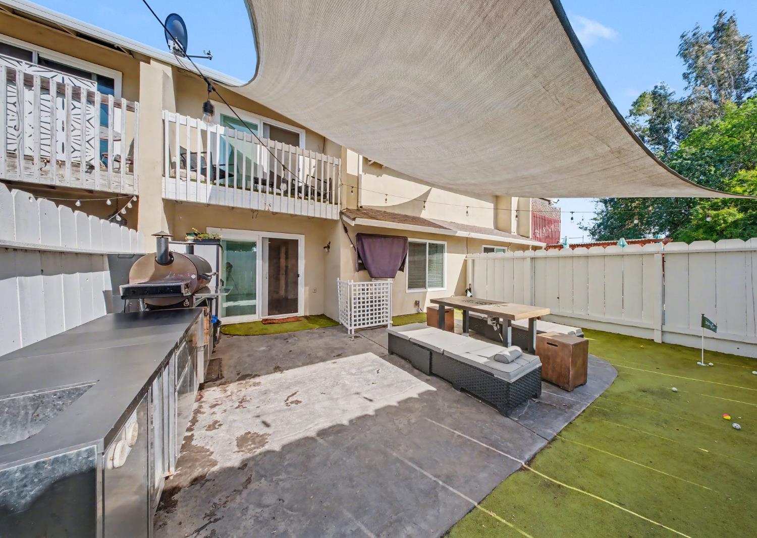 216 Tiffany Cir, Ripon, CA 95366