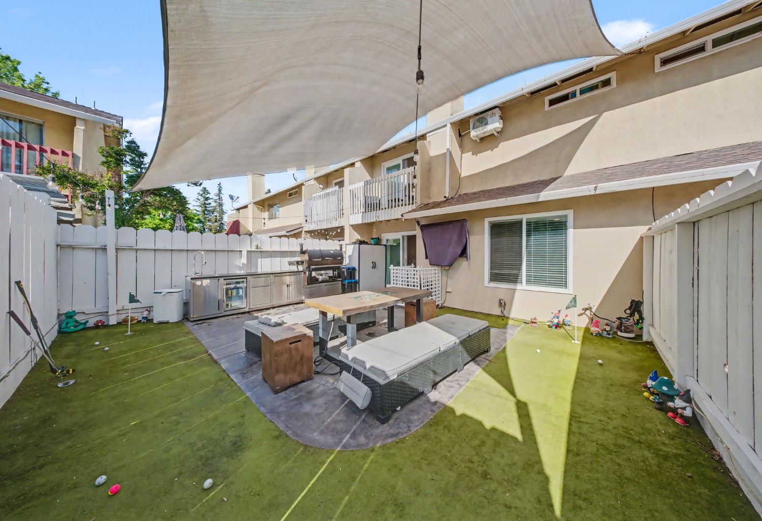 216 Tiffany Cir, Ripon, CA 95366