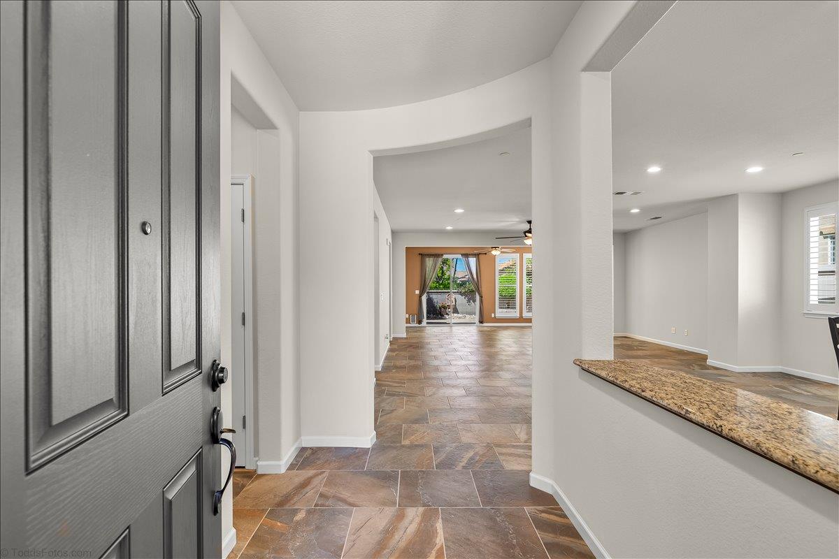 2653 Steeple Run Ln, Manteca, CA 95336
