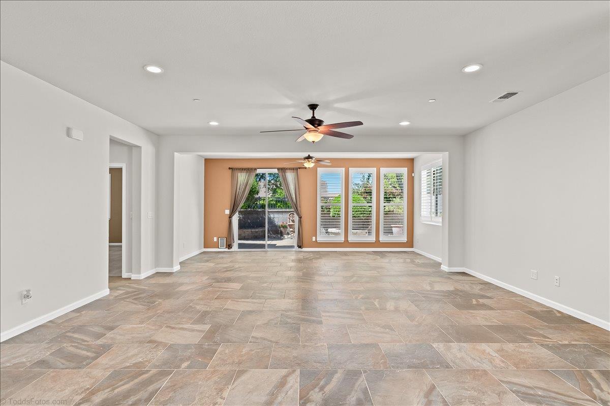 2653 Steeple Run Ln, Manteca, CA 95336