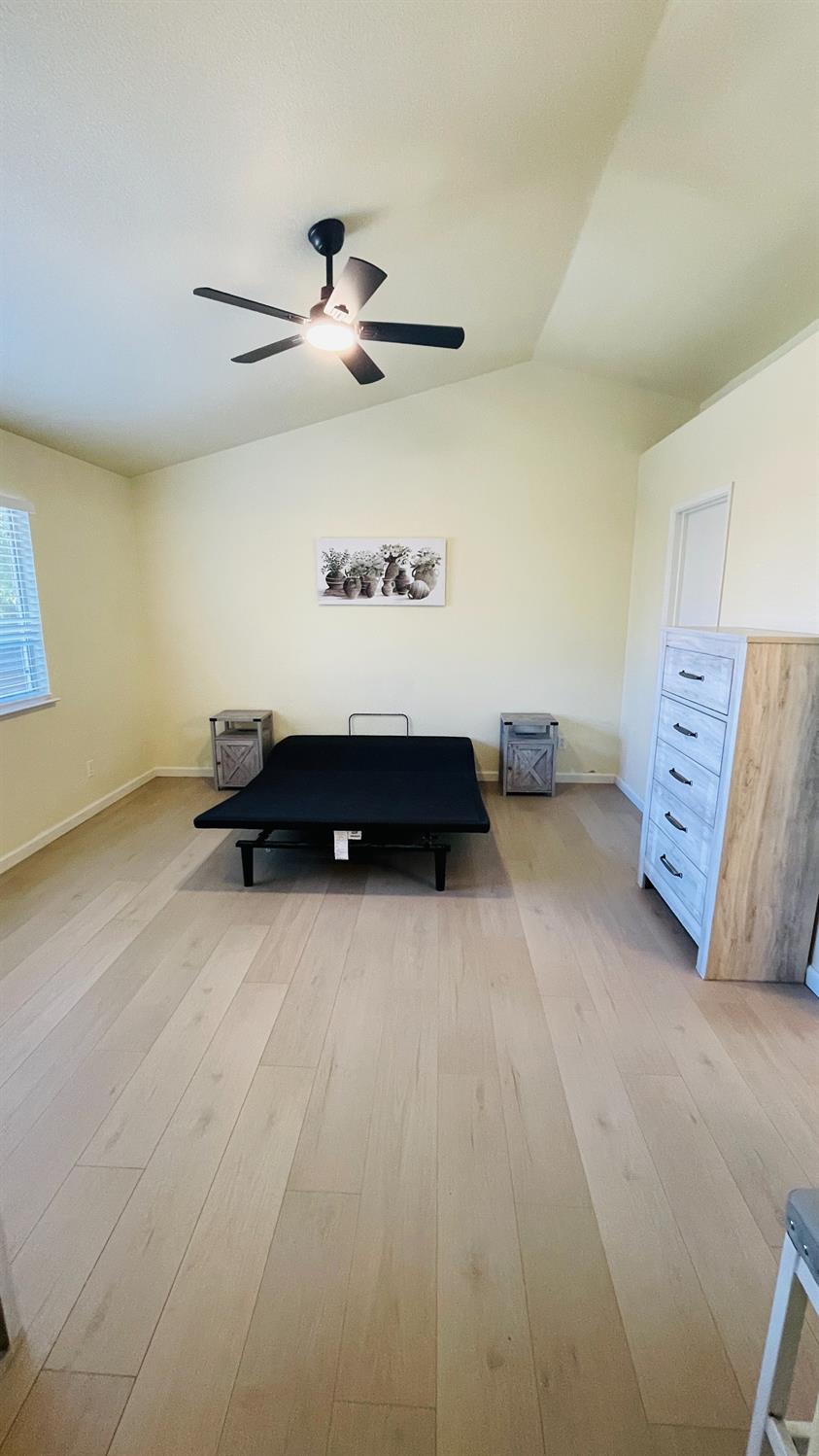 3929 El Portal Pl, Modesto, CA 95357