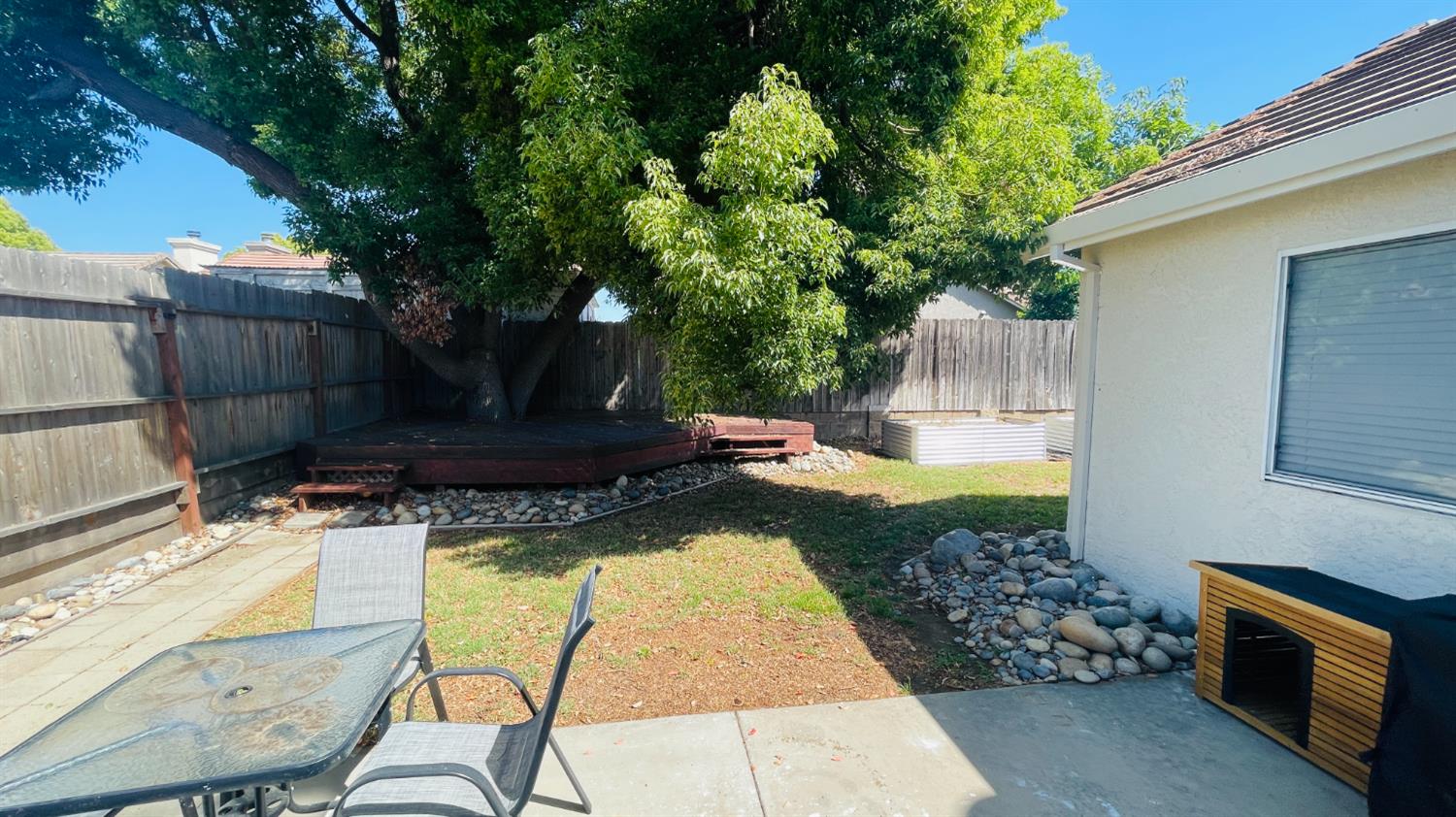 3929 El Portal Pl, Modesto, CA 95357