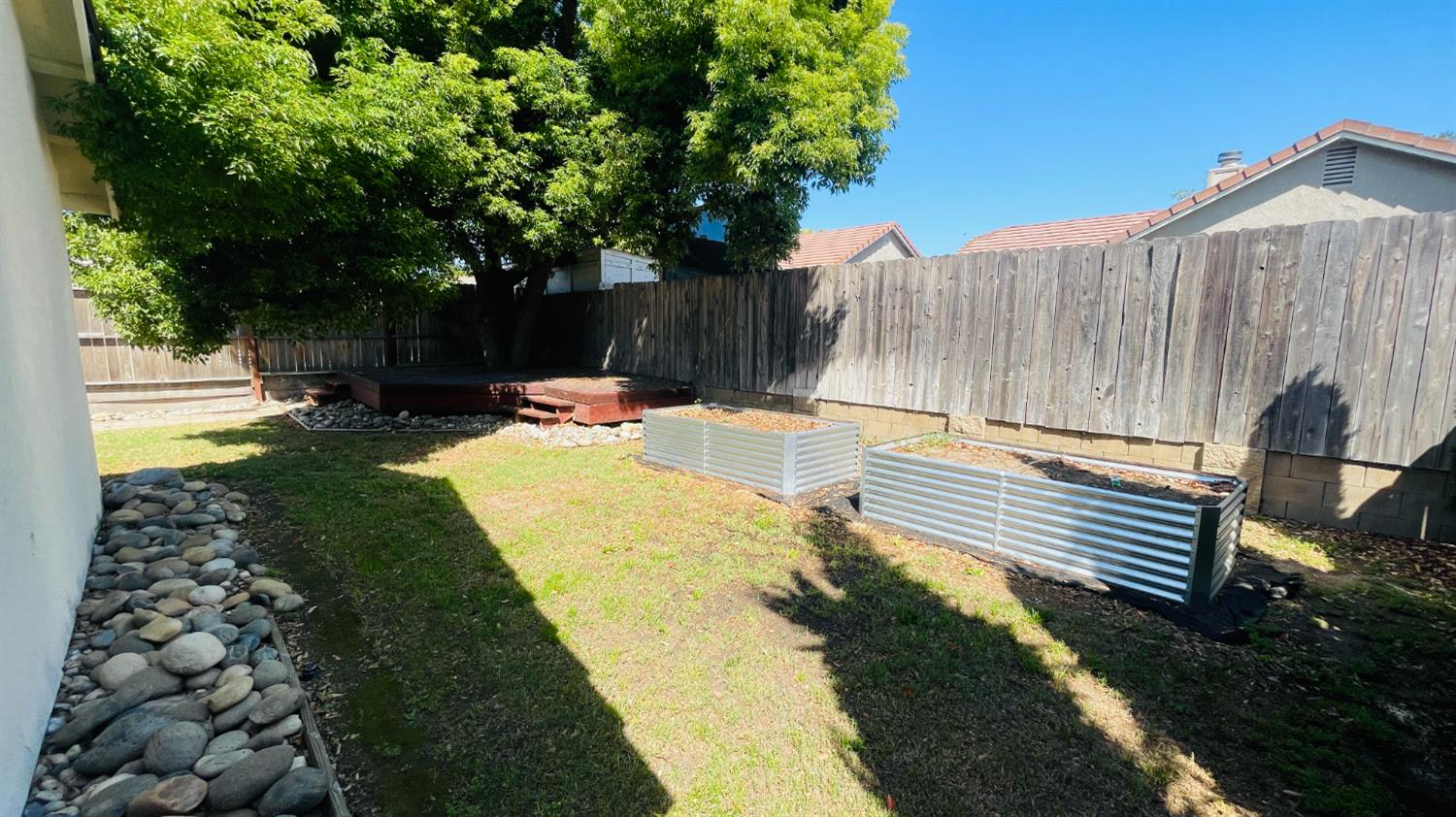 3929 El Portal Pl, Modesto, CA 95357