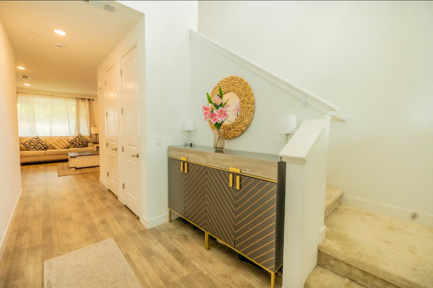 441 Avendale Dr, Manteca, CA 95337