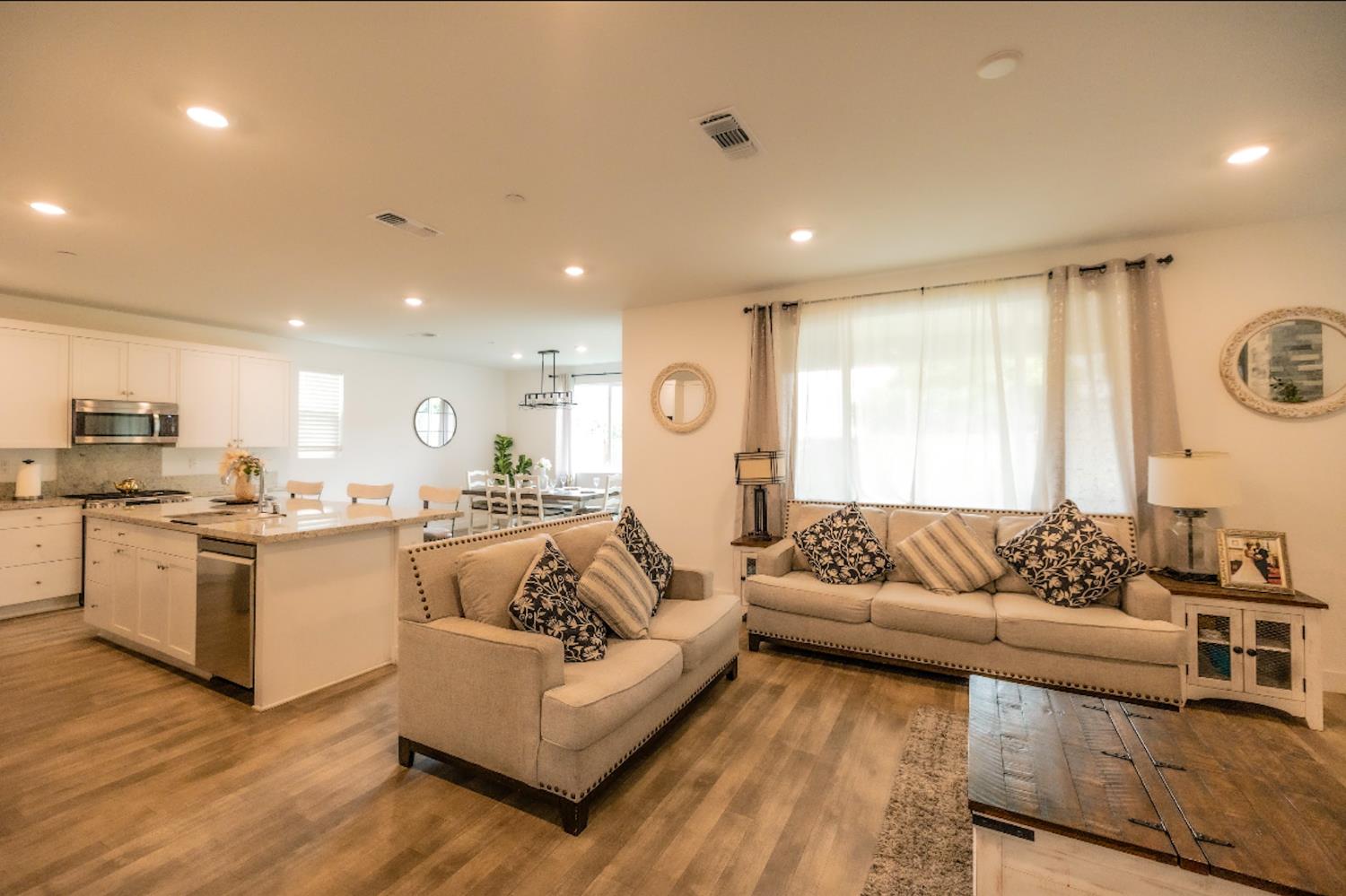 441 Avendale Dr, Manteca, CA 95337