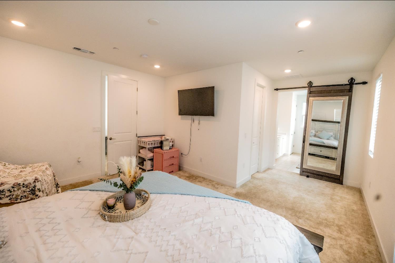 441 Avendale Dr, Manteca, CA 95337