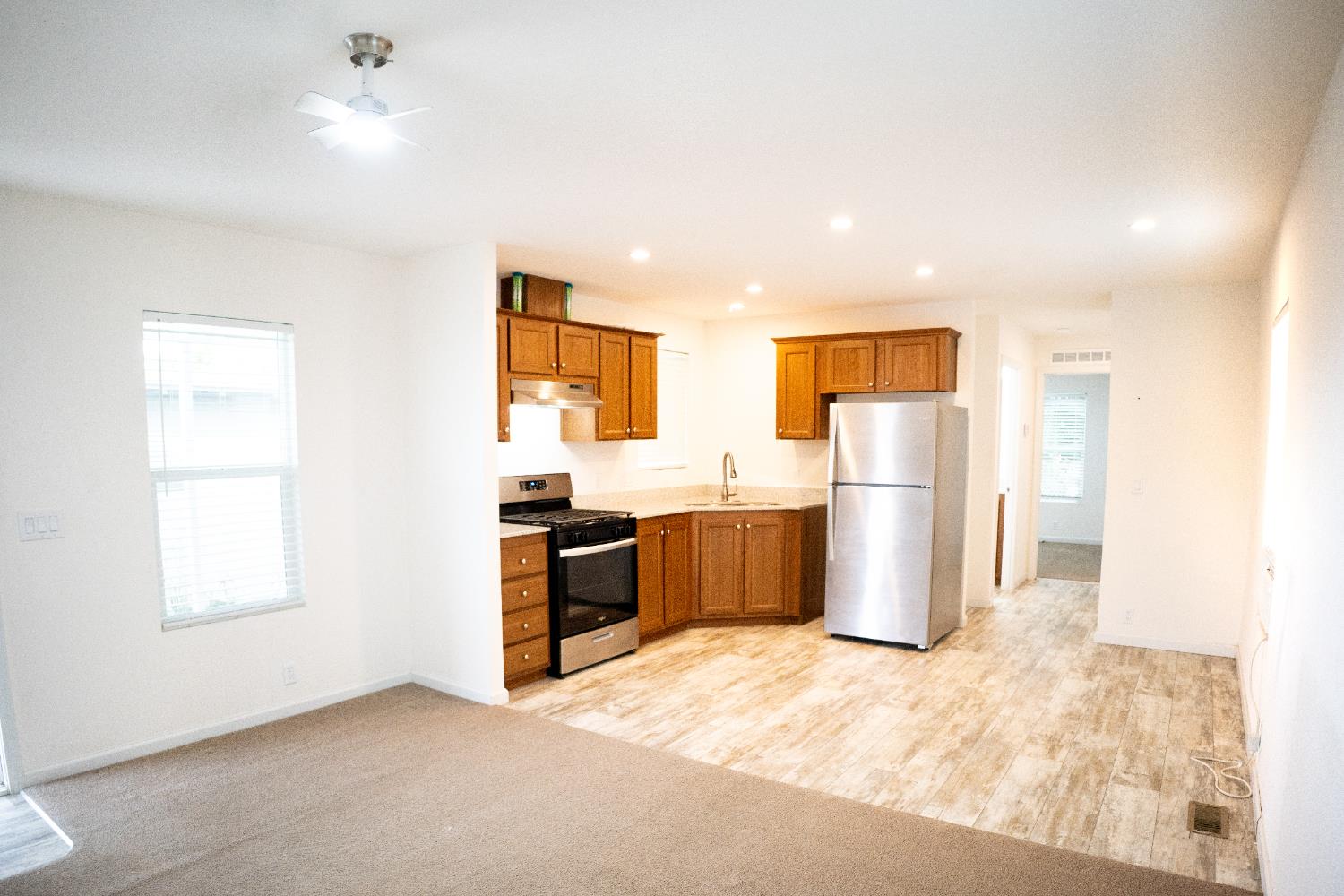 1412 S 1st St #21, Turlock, CA 95380