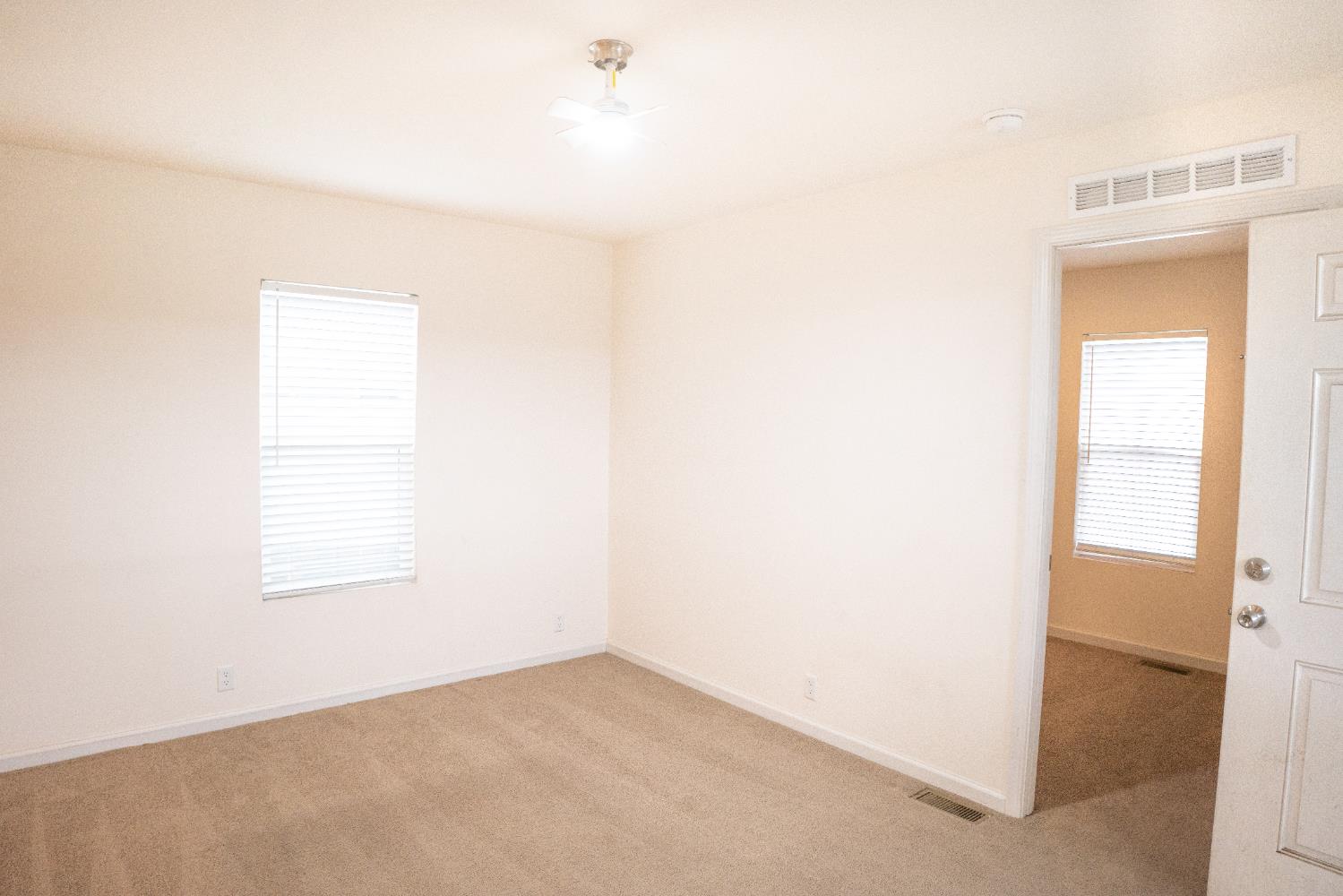 1412 S 1st St #21, Turlock, CA 95380