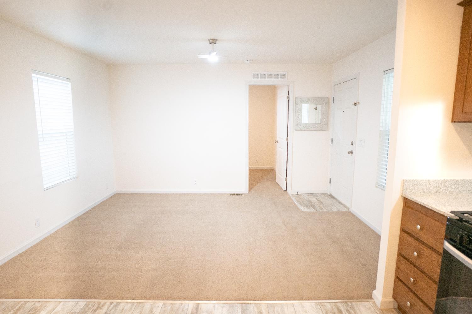 1412 S 1st St #21, Turlock, CA 95380