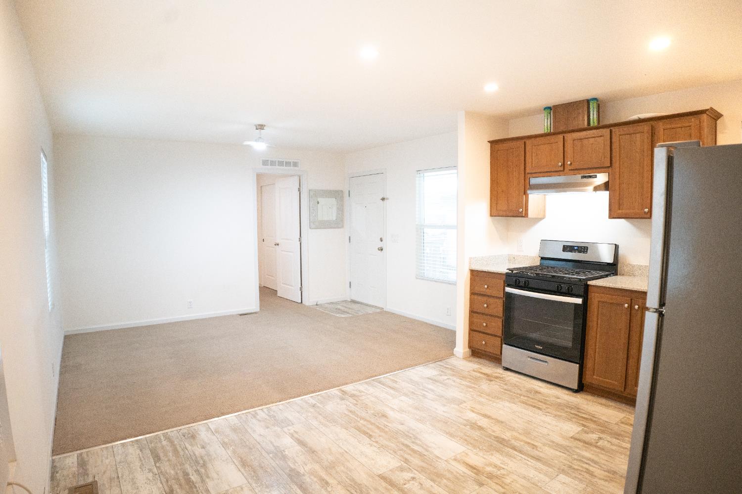 1412 S 1st St #21, Turlock, CA 95380