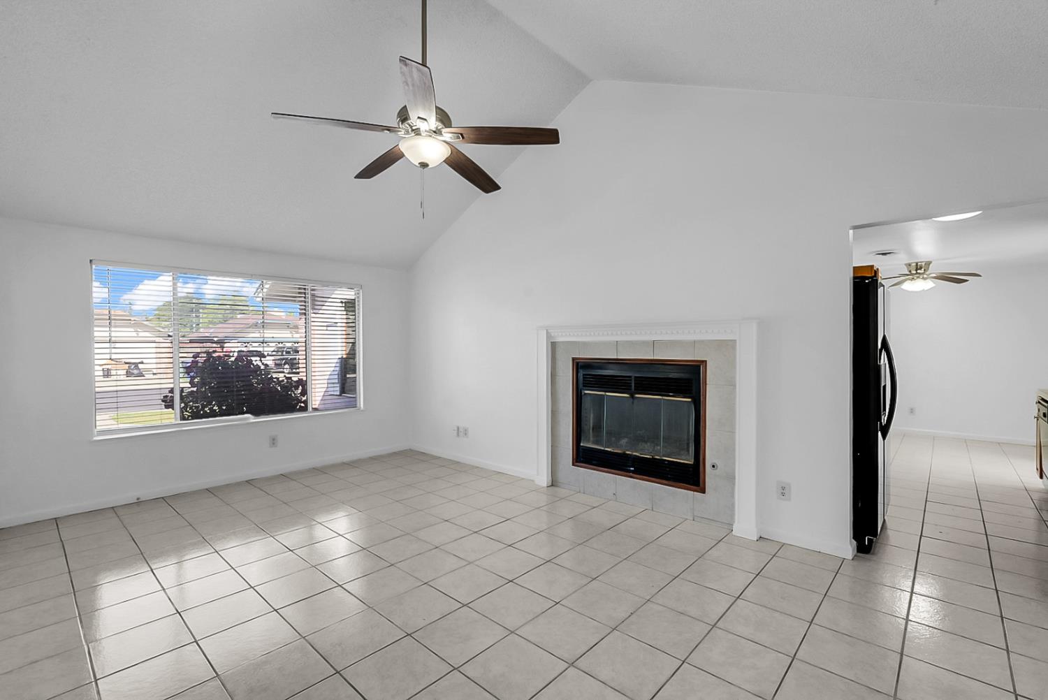 320 Scout Way, Modesto, CA 95351