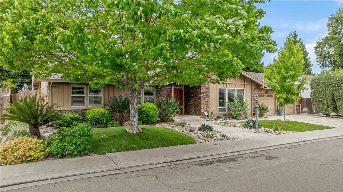 1121 Pyrite Way, Modesto, CA 95355