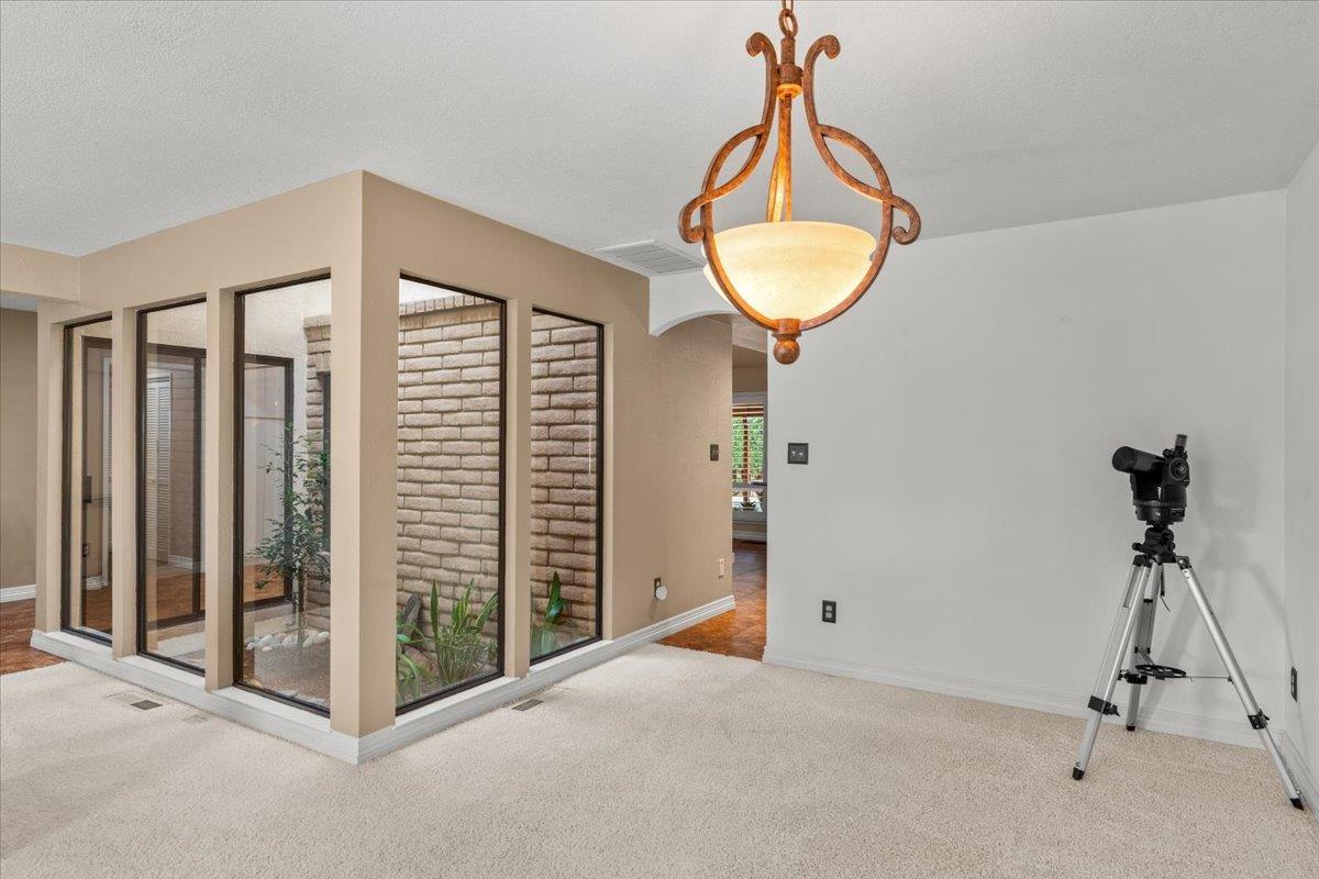 1121 Pyrite Way, Modesto, CA 95355