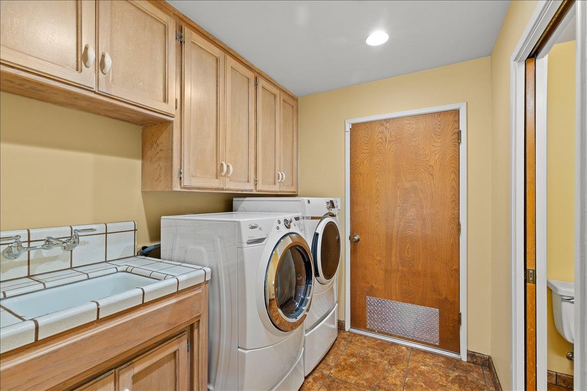 1121 Pyrite Way, Modesto, CA 95355