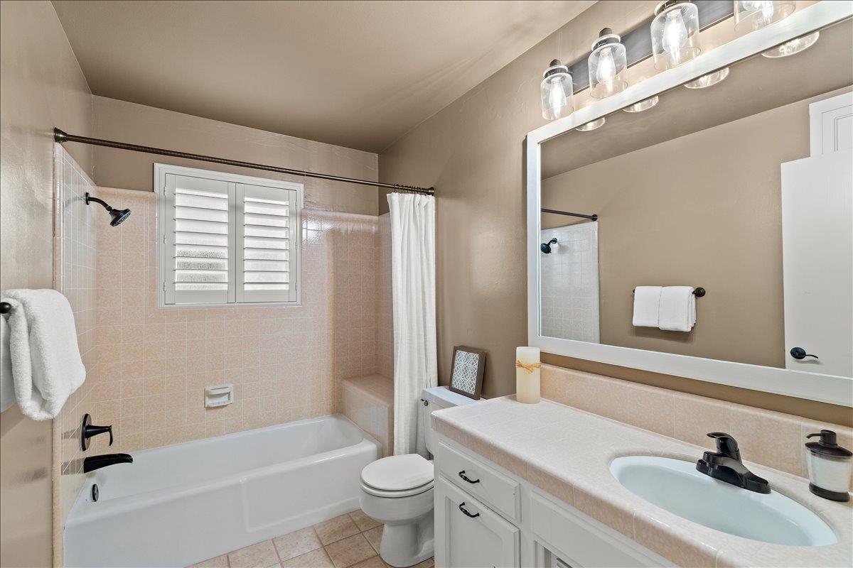 1121 Pyrite Way, Modesto, CA 95355