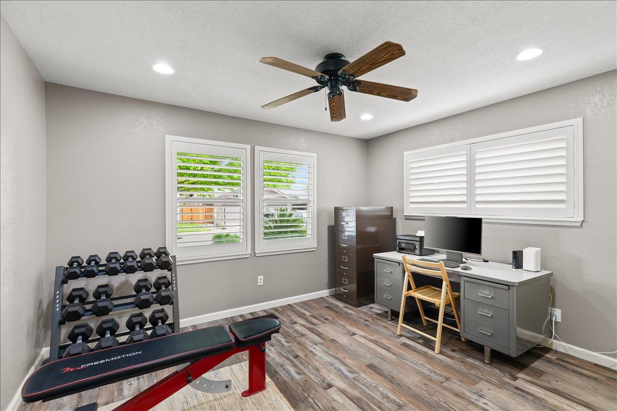 1121 Pyrite Way, Modesto, CA 95355