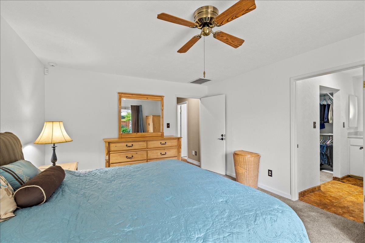 1121 Pyrite Way, Modesto, CA 95355