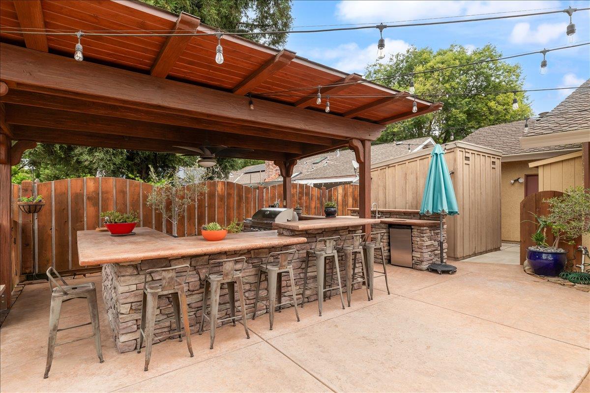 1121 Pyrite Way, Modesto, CA 95355