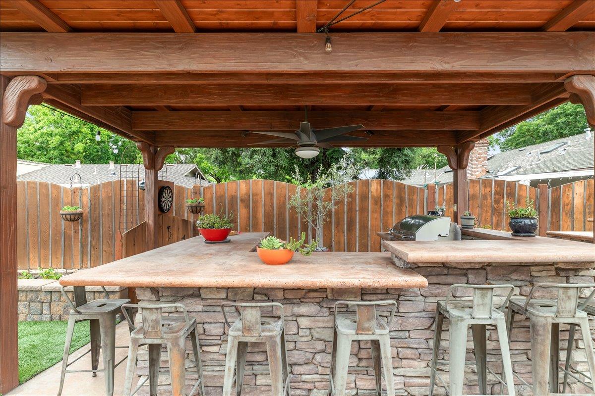 1121 Pyrite Way, Modesto, CA 95355